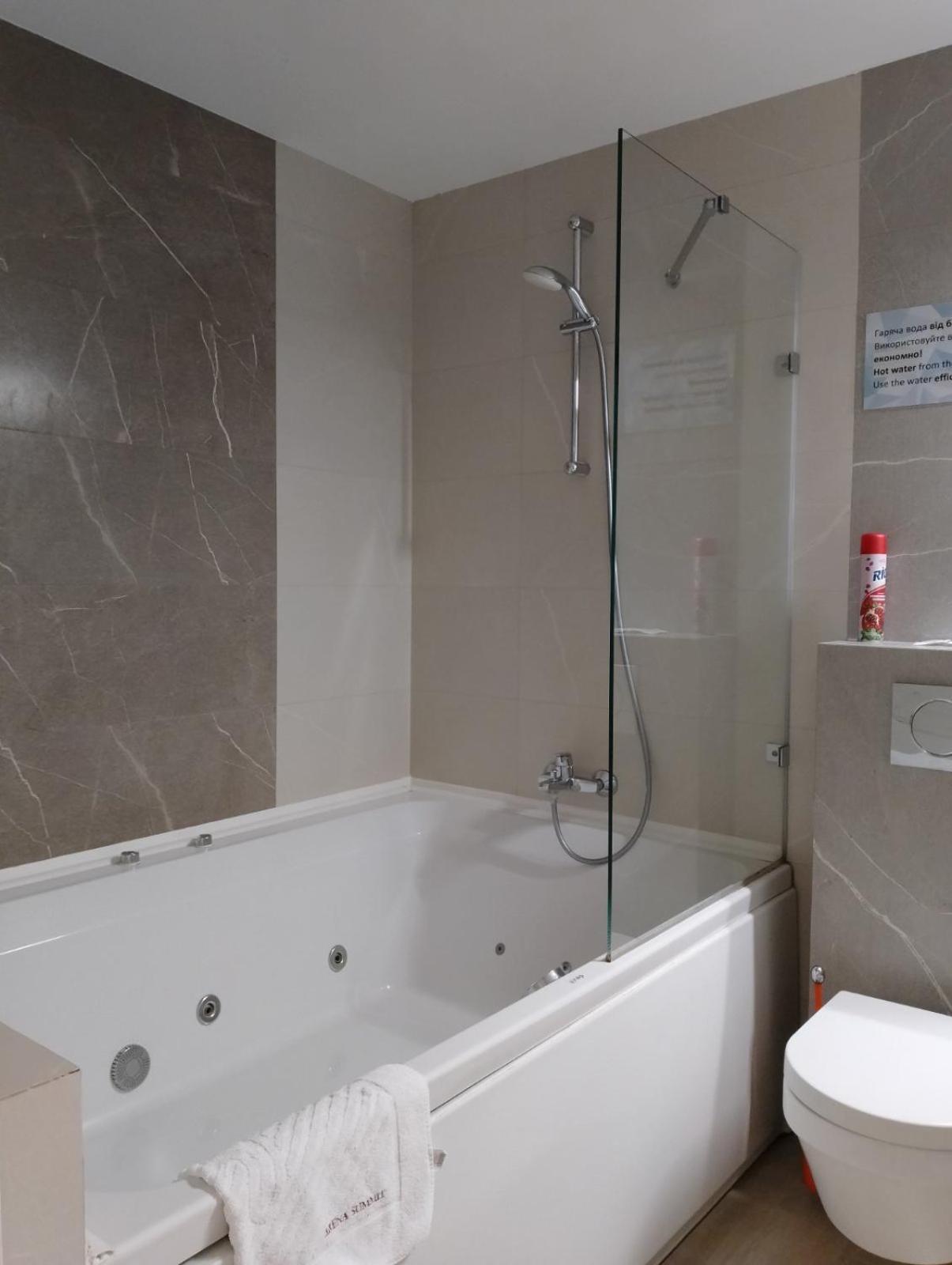 Arena Summit Apart Hotel Kiev Bagian luar foto